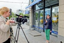 Journalistpraktik utomlands- Tidning, TV och Radio : Journalistik Journalistpraktik utomlands- Tidning, TV och Radio : Journalistik