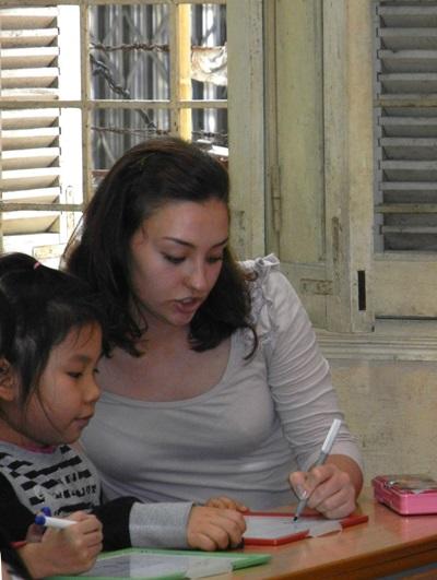 Volunteer Speech Therapy projects abroad Speech Therapy interns works on activities with children in Vietnam