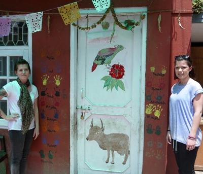 Volontär med barn, ungdomar och äldre : Nepal Volontär med barn, ungdomar och äldre : Nepal
