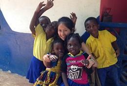 Volontär i Ghana : Volunteer in Ghana for High School: Care & Community Volontär i Ghana : Omsorg